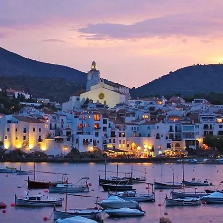 Holiday home Casa Con Encanto Y Jardin Amplio En Cadaques