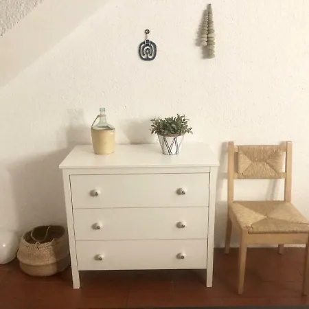 Casa Con Encanto Y Jardin Amplio En