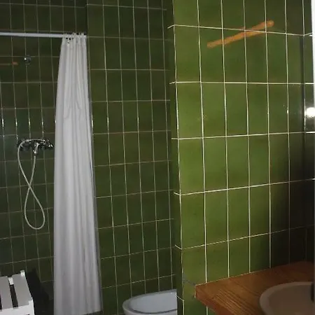Casa Con Encanto Y Jardin Amplio En